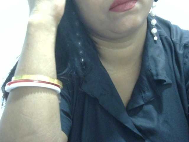 Deepika2397 webcam