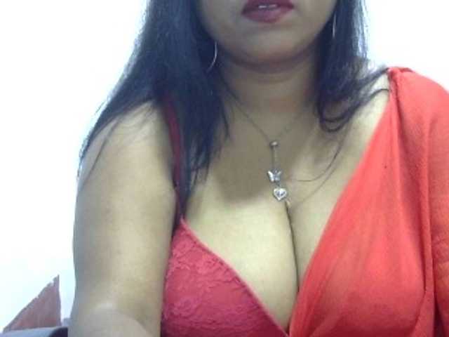 Deepika2397 webcam