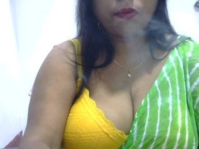 Deepika2397 webcam