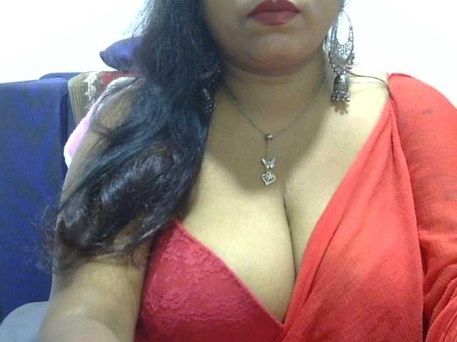 Deepika2397 webcam