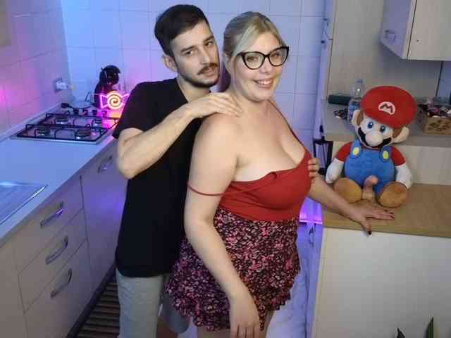 Evawhitex webcam