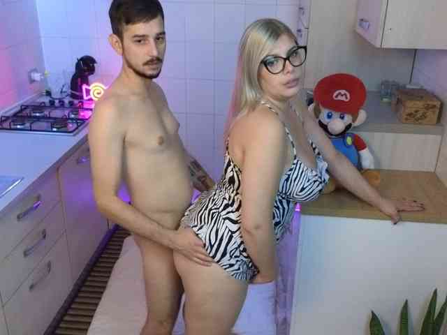 Evawhitex webcam