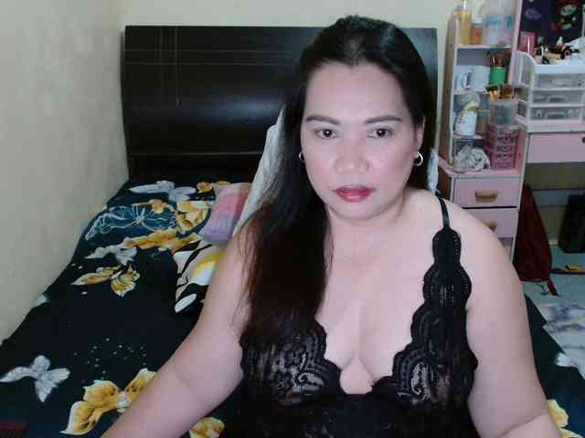 Ellaine08 webcam