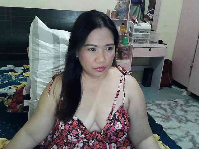 Ellaine08 webcam