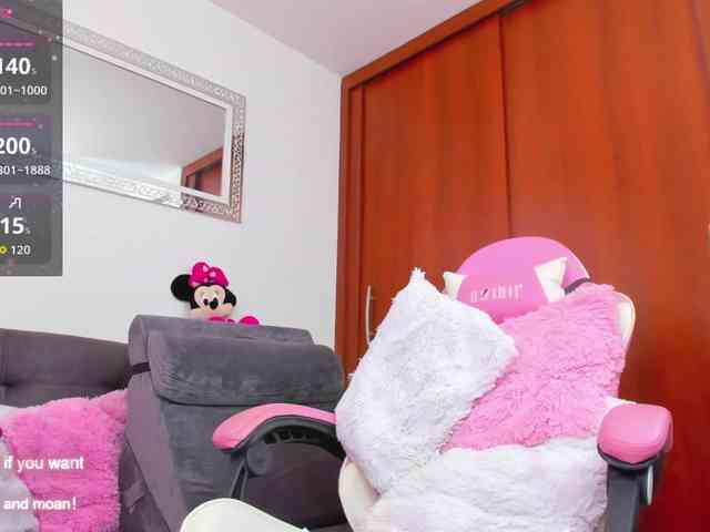MarianaReyes webcam