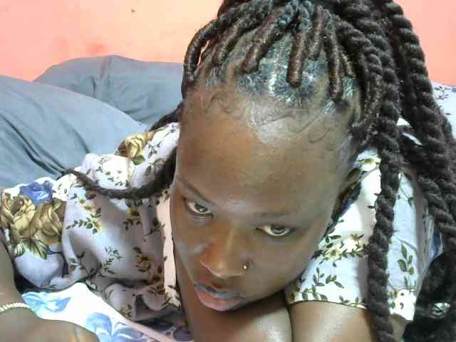 Cutesweetness webcam