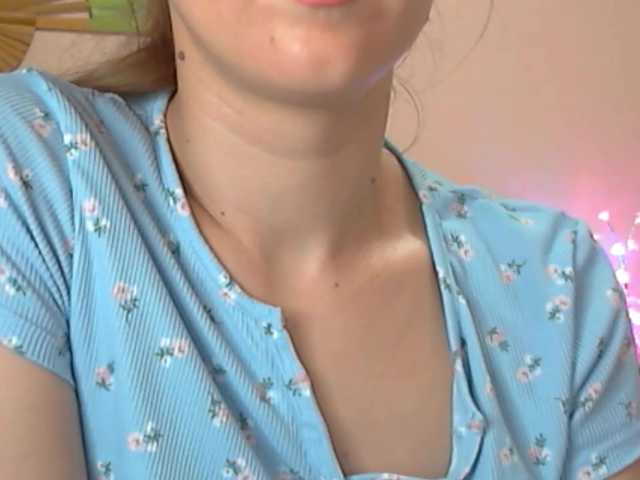 Lolakisss webcam