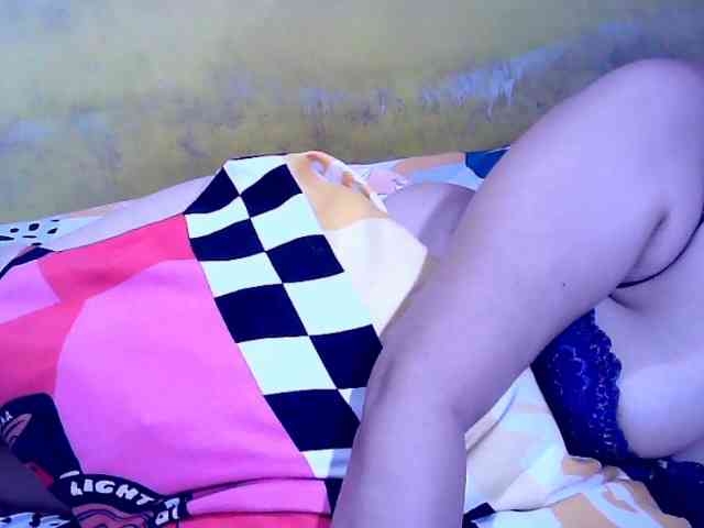 SweetMonlight webcam