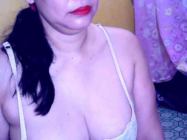 SweetMonlight webcam