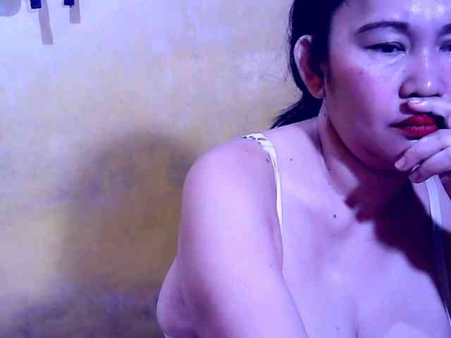 SweetMonlight webcam