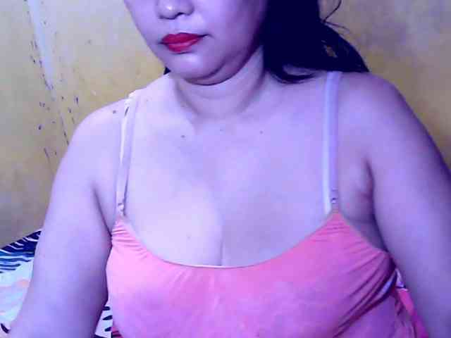 SweetMonlight webcam