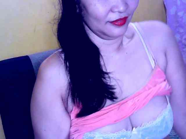 SweetMonlight webcam