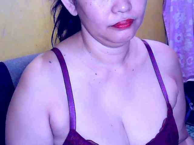 SweetMonlight webcam