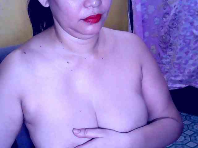 SweetMonlight webcam