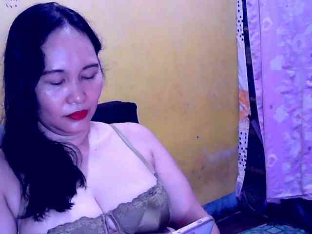 SweetMonlight webcam