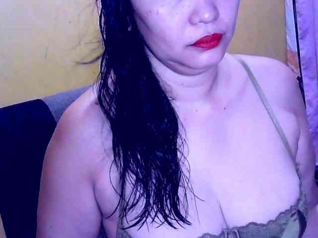 SweetMonlight webcam