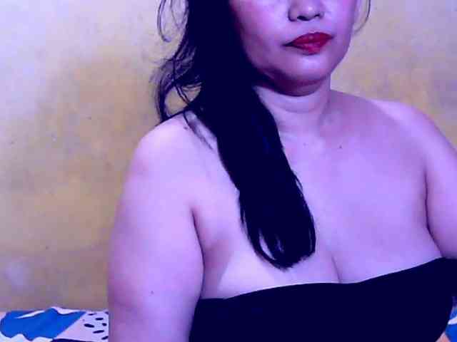 SweetMonlight webcam