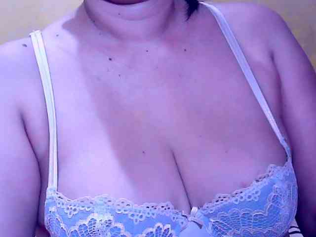 SweetMonlight webcam