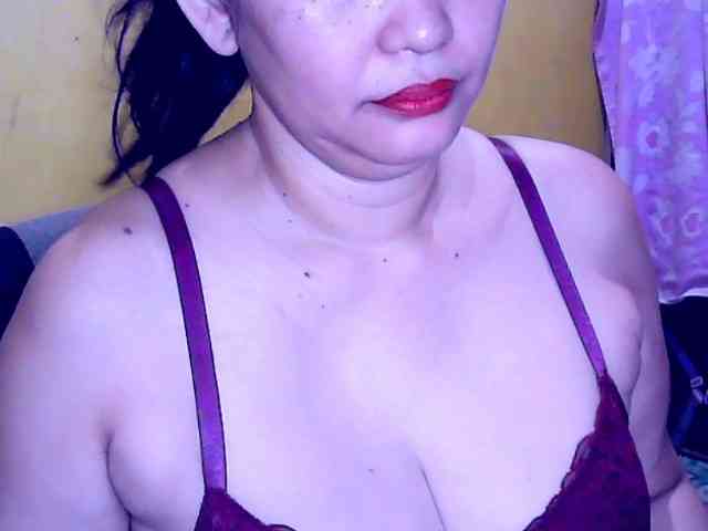 SweetMonlight webcam