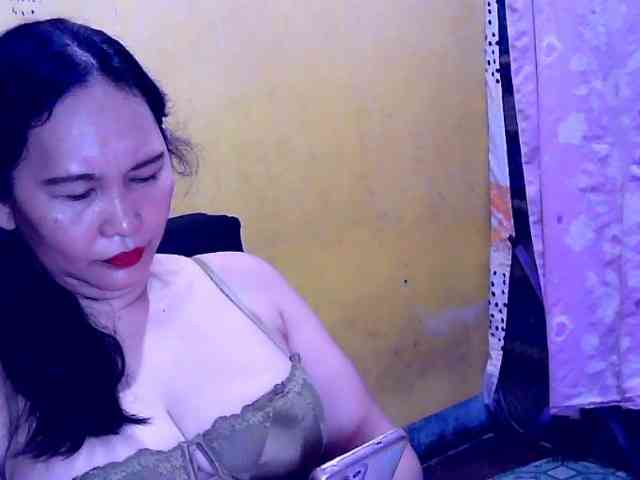 SweetMonlight webcam