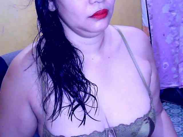 SweetMonlight webcam