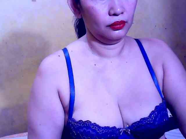 SweetMonlight webcam