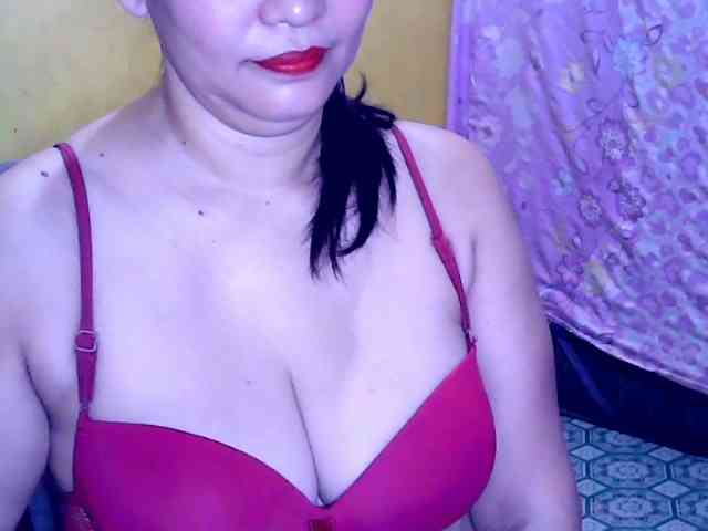 SweetMonlight webcam