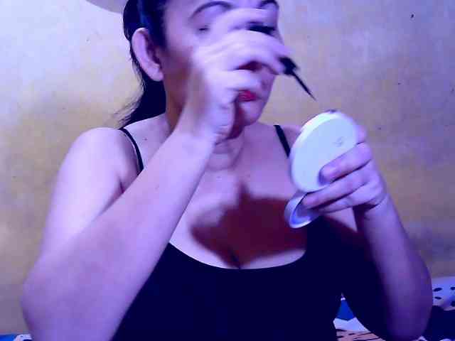 SweetMonlight webcam