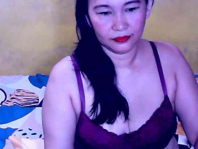 SweetMonlight webcam