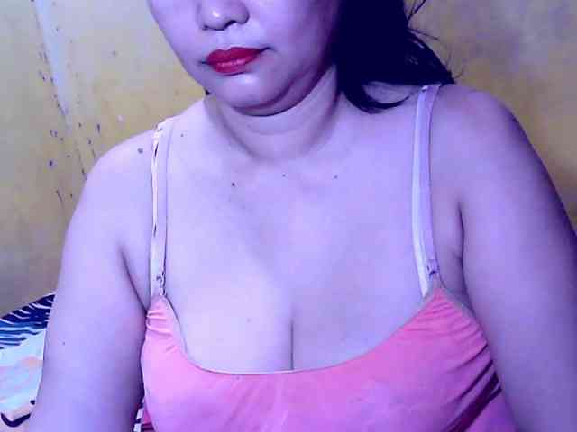 SweetMonlight webcam