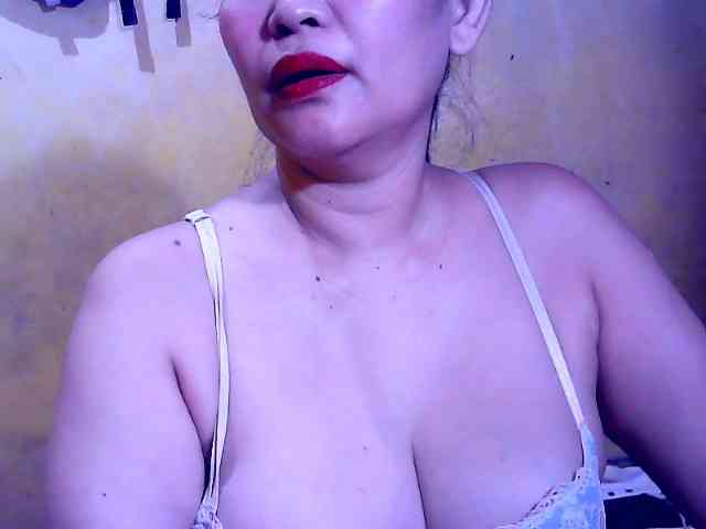 SweetMonlight webcam