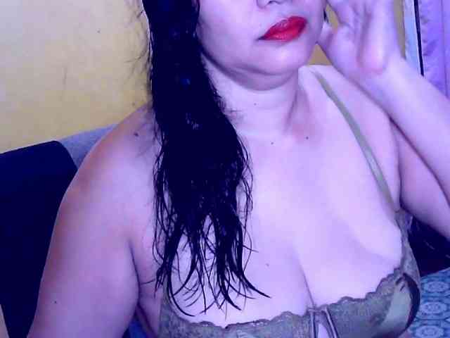 SweetMonlight webcam