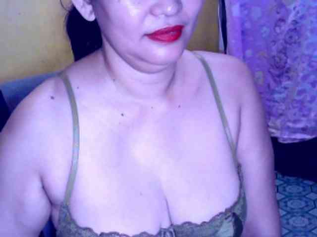 SweetMonlight webcam
