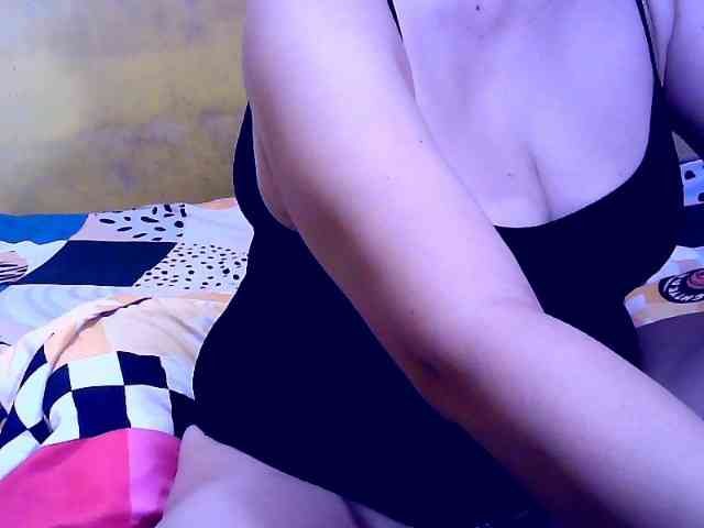 SweetMonlight webcam