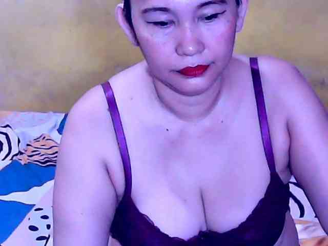 SweetMonlight webcam