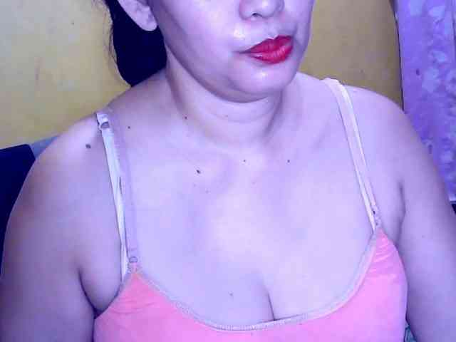 SweetMonlight webcam