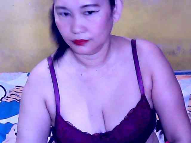 SweetMonlight webcam