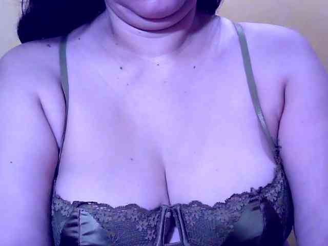 SweetMonlight webcam