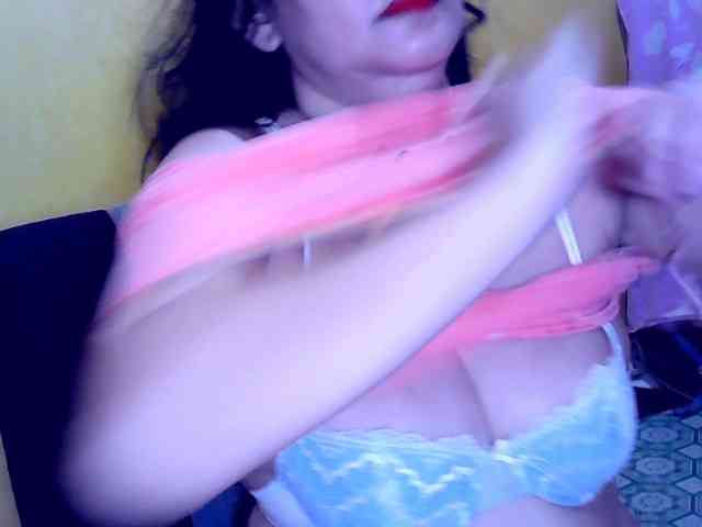 SweetMonlight webcam