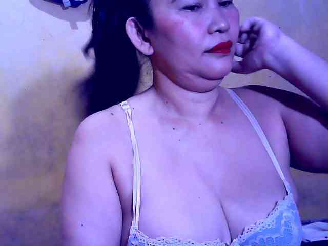 SweetMonlight webcam