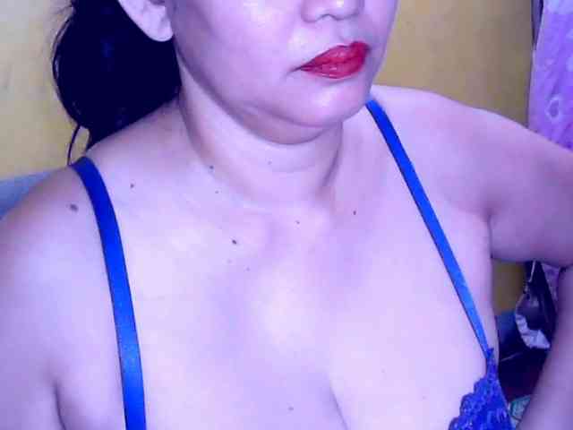 SweetMonlight webcam