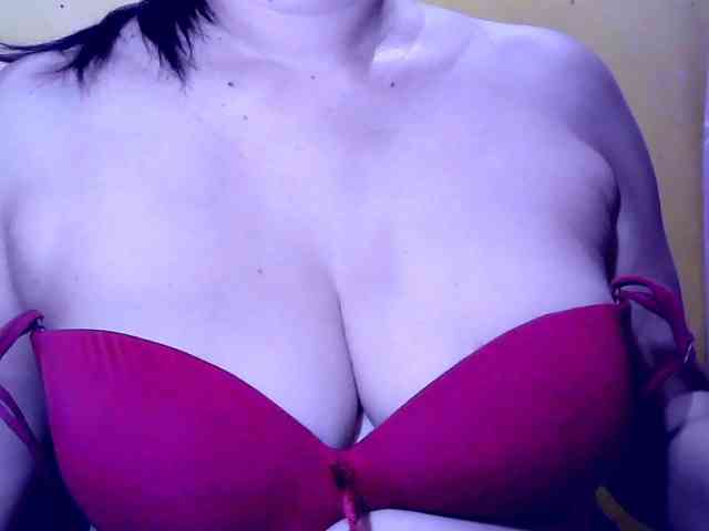 SweetMonlight webcam