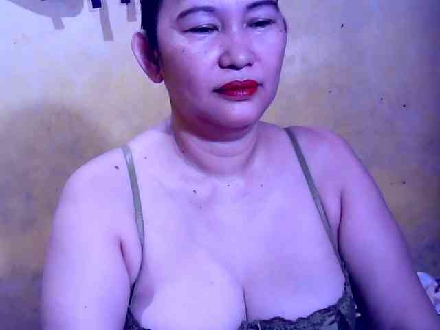 SweetMonlight webcam