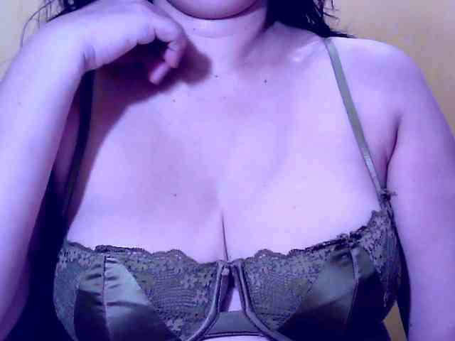 SweetMonlight webcam