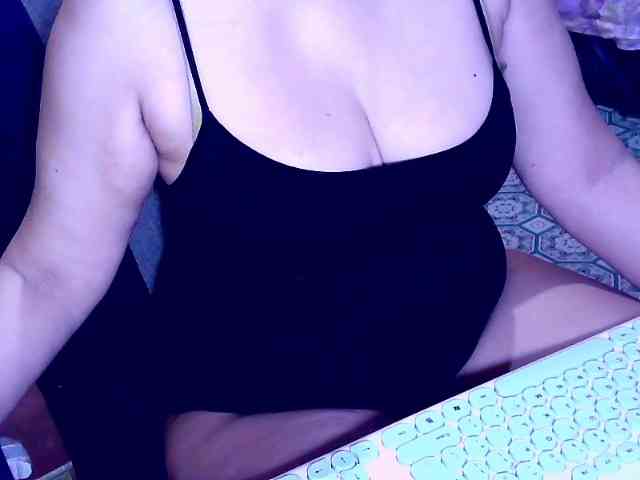 SweetMonlight webcam