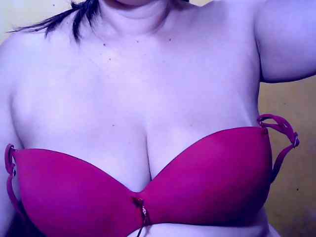 SweetMonlight webcam