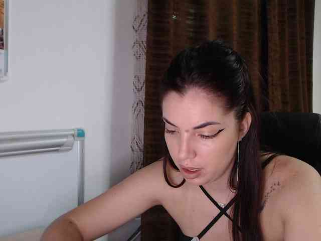 SEXY-GODDESabrina webcam