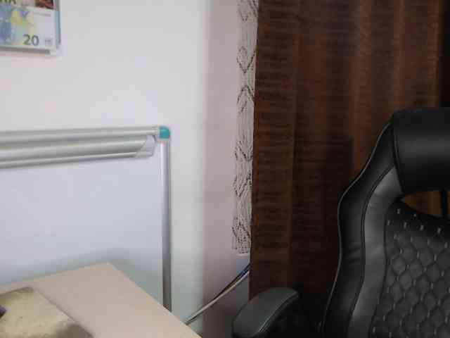 SEXY-GODDESabrina webcam