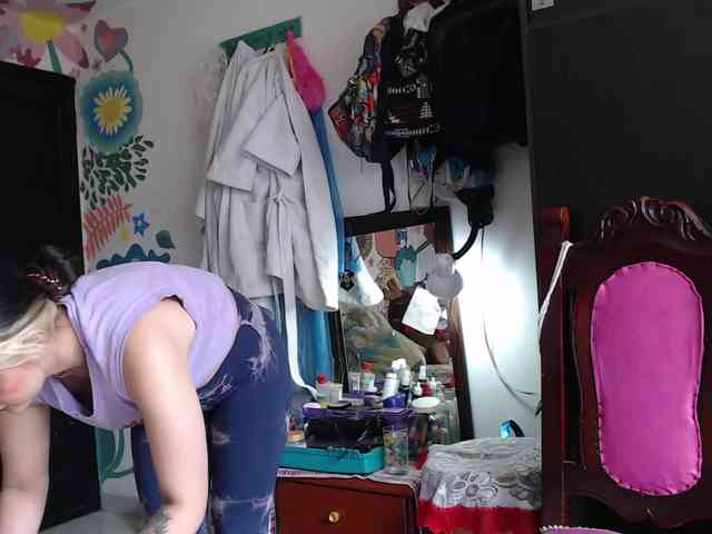 theplayful webcam