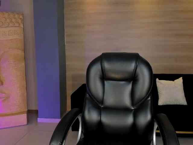 MollySunders webcam